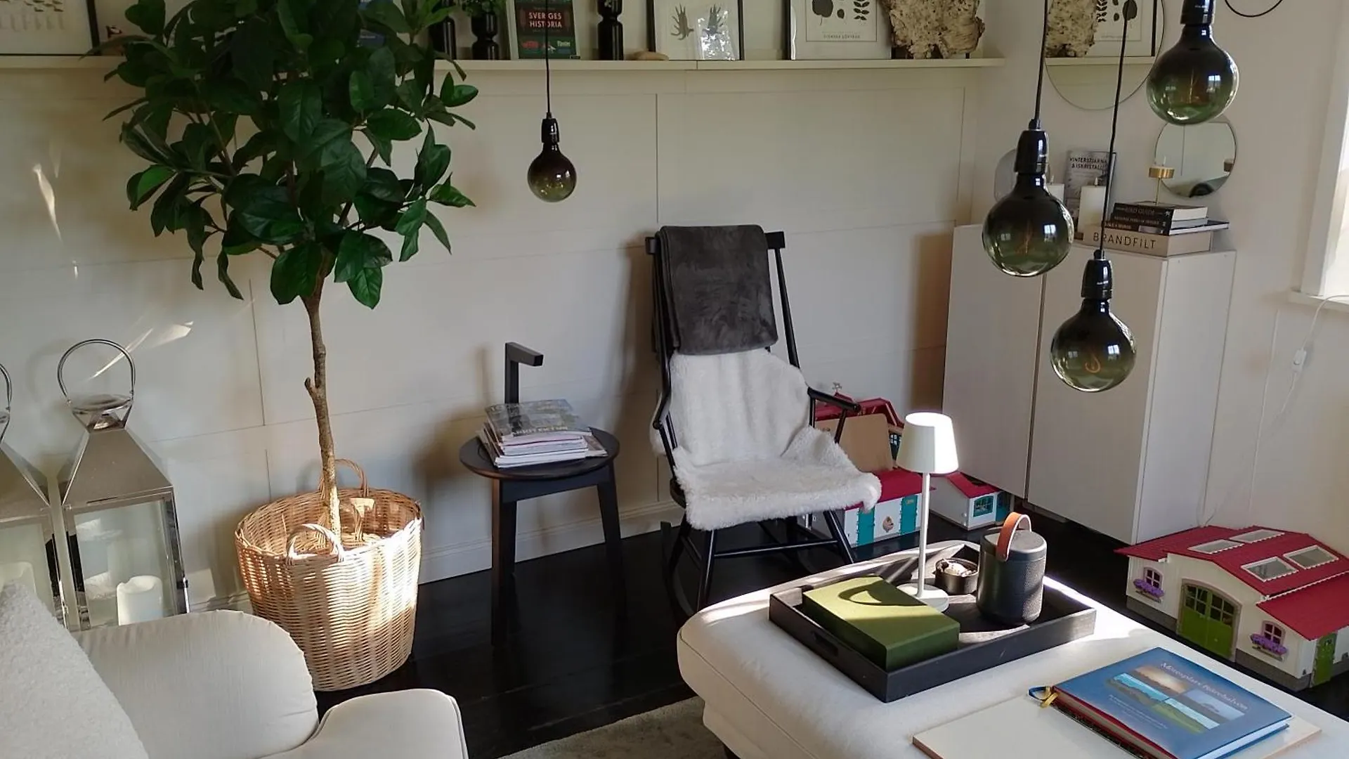 שטוקהולם Det Vita Huset 0*,